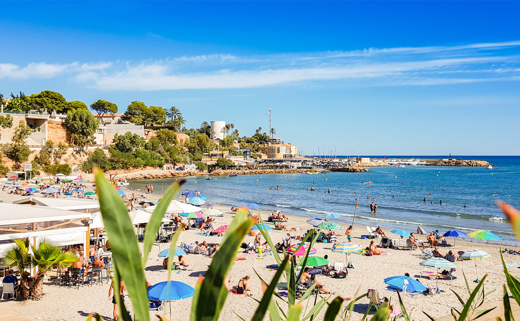 Playa Cala La Caleta beach in Cabo Roig