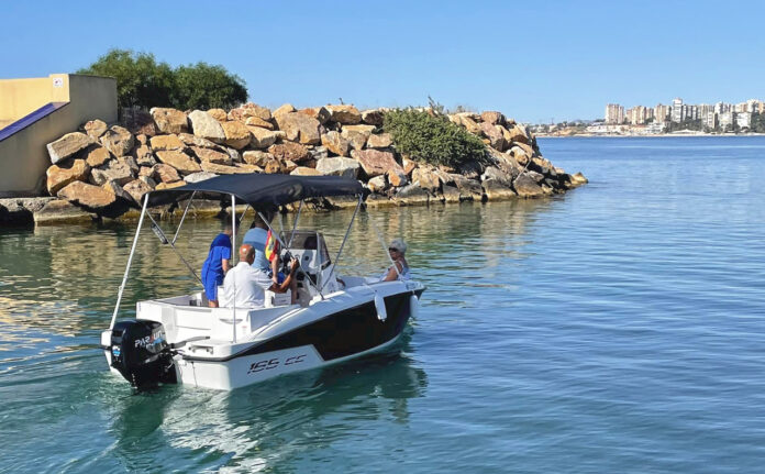 Boat rental and hire in Orihuela Costa and Torrevieja