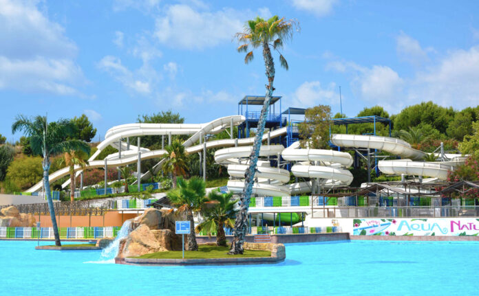 Water parks Costa Blanca summer opening times and prices