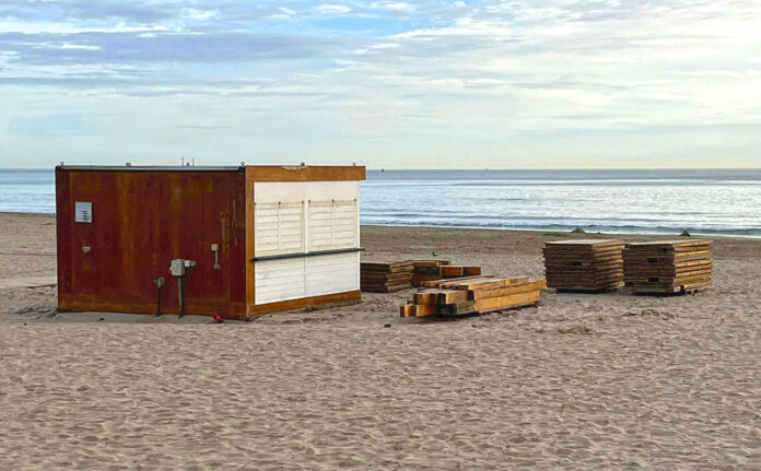 Orihuela Costa Chiringuitos beach bars to be removed